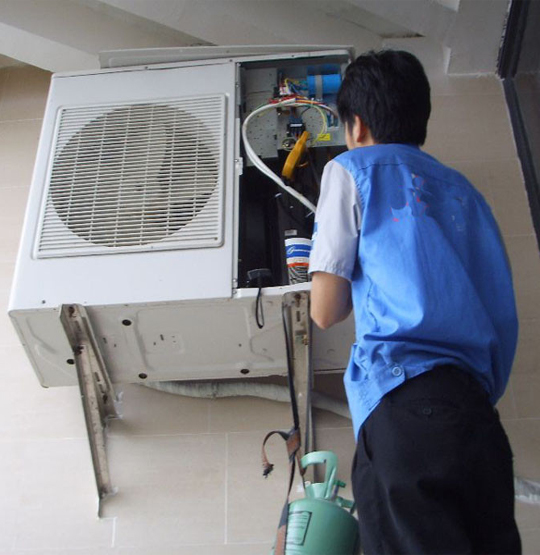 竞秀空调开机无反应维修